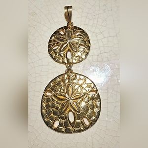 Gold graduated sand dollar large weighted pendant